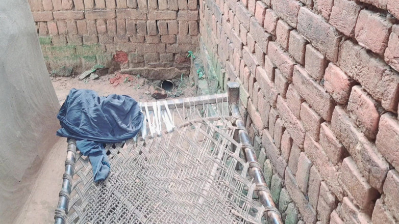 Trilokinath: India puta al aire libre en consigue coño follado por...
