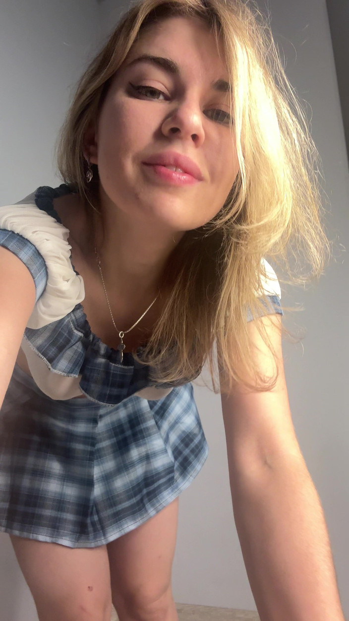 Misty Phoenix: Fata aia de facultate știe ce vrea