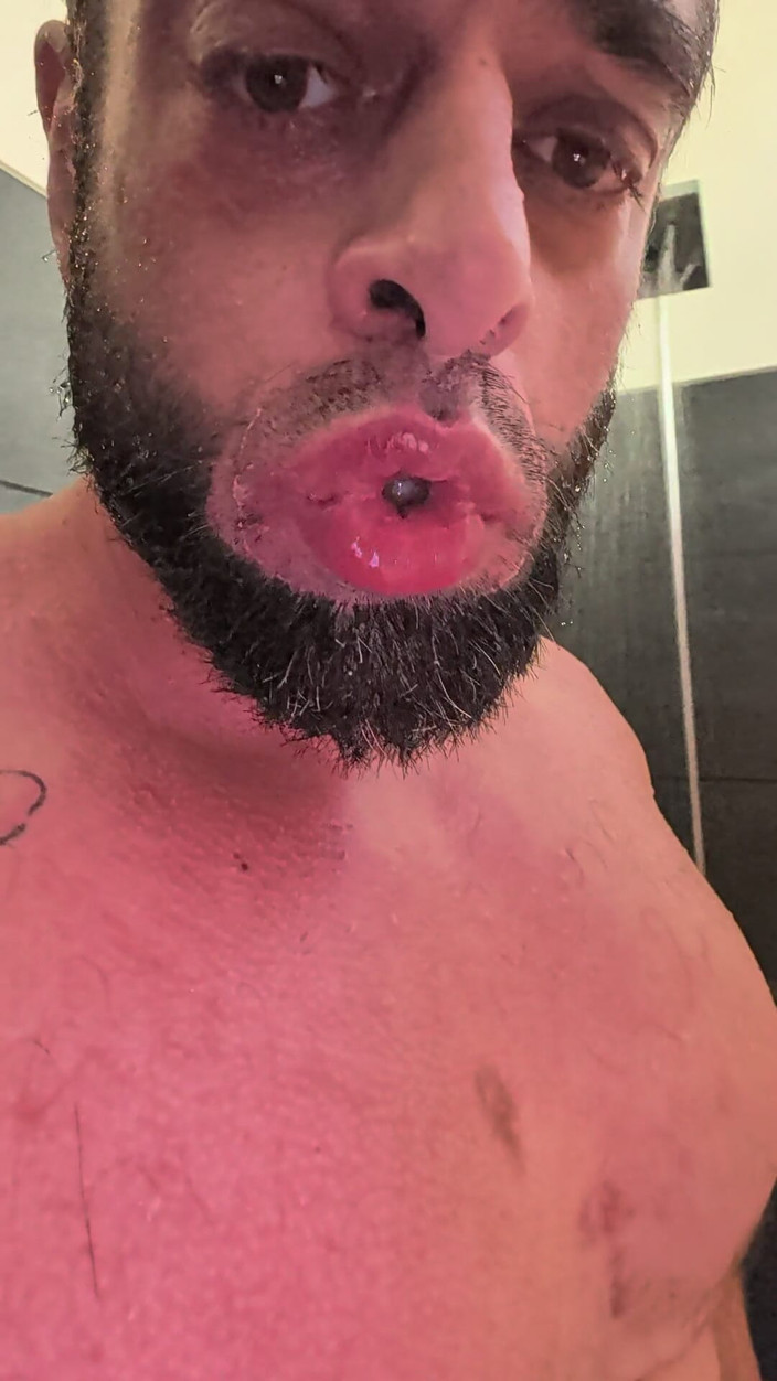 Bruiserwood: Pumped Lips and Self-suck