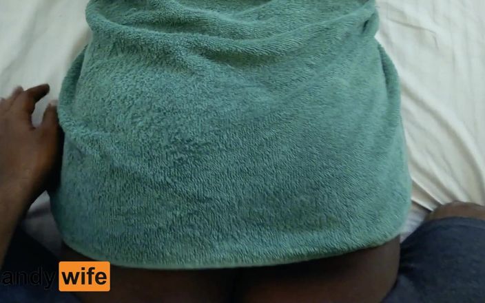 Kandy wife: सेक्सी लड़की की सेक्सी मालिश