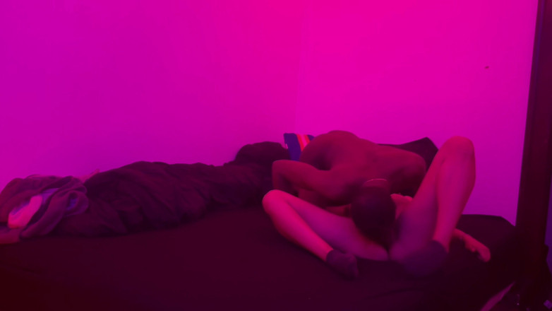 TheRealBigDaddyKJ: Bigdaddykj: pequeño monstruo de la piel clara toma bbc completo