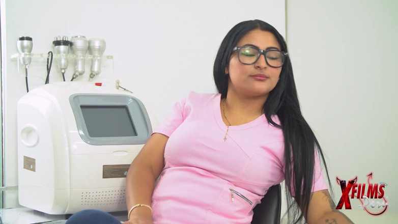 XFilms-Peru: Hot Massager