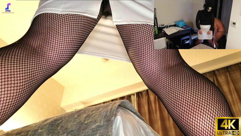 tom900: Rundliche Reife Frau, Die Im Anzug Gefingert Wird Und Liebessaft...