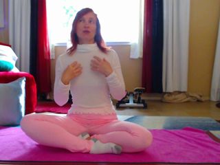 Aurora Willows large labia: Flusso di principiante allenamento yoga 2