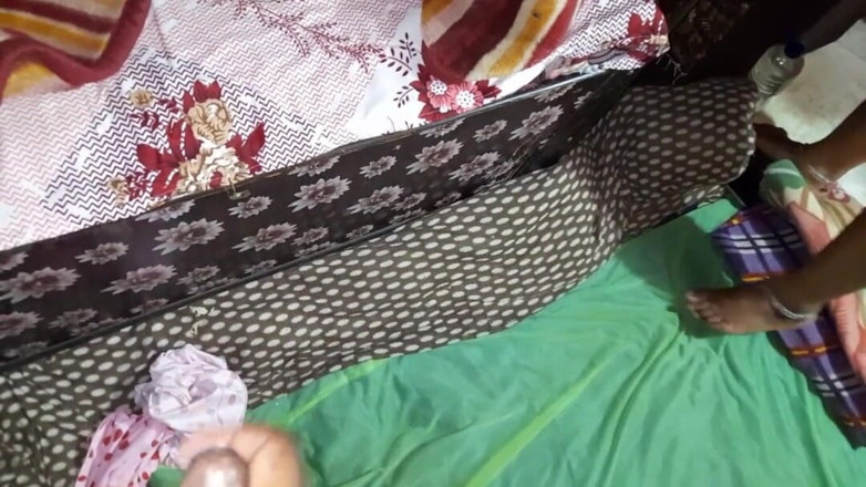 Savita sex video: Hoje eu coloco a boca da meia-irmã, depois coloco a...