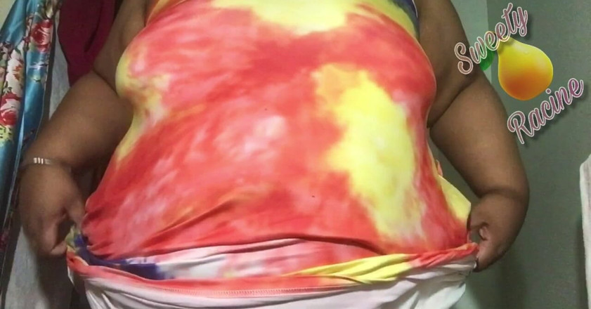Sweety Racine: Ssbbw büyük göbeğini gösteriyor