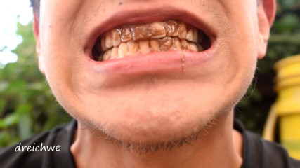 Dreichwe: Chocolate en los dientes