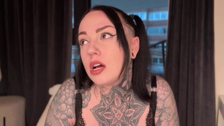 Miss Valentina: 10000 Calorie Challenge