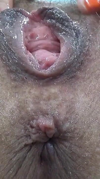 Sehr Nahaufnahme Der Nassen Behaarten Vagina Mit