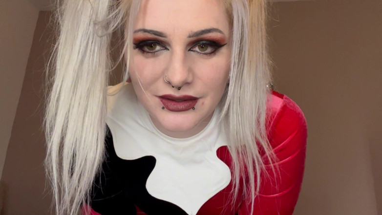 EeveeXo: Harley Quinn Feminisation e Pegs You