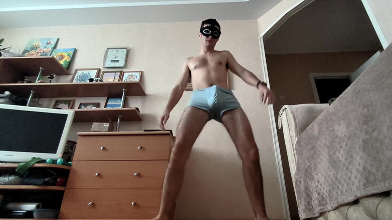 webcamboy98: Strip-tease le week-end