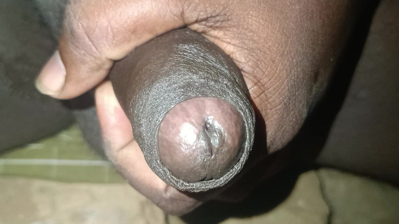 Goodboy_tamil: Avrunkning med sperma