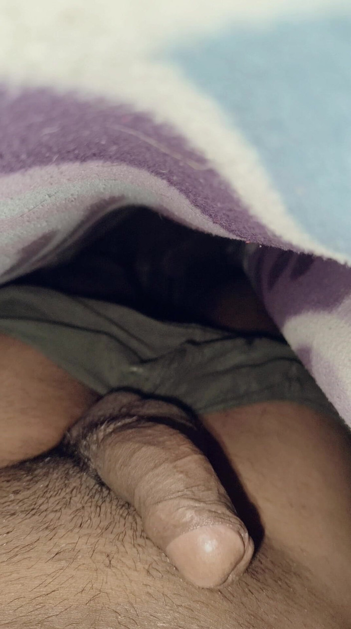 Indi archie: Kleine lul zacht tot handenvrij voortijdig klaarkomen