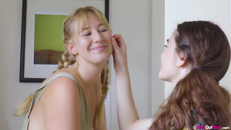 Girls Out West: Hot Blonde Gets Her Hairy Pussy Pleasured by Cute Brunette...
