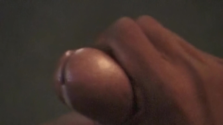 Gaylicious: Massiver dildo dehnt das klaffende arschloch des reifen brockens weit