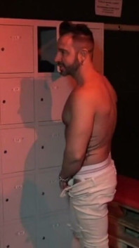 Fucked raw przez Sportive Boy Inn Szatnia