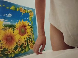 BW_Dolphin: 真正的淋浴与毛茸茸的熟女。撒尿。