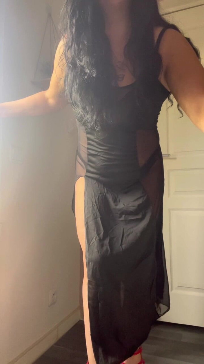 Maitresse Clara: 내 우월함 앞에서 너는 너무 작아