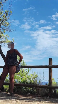 Exhibition de chatte - des inconnus nous ont surpris en train de nous masturber dans le parc et j’ai eu un orgasme intense - misscreamy