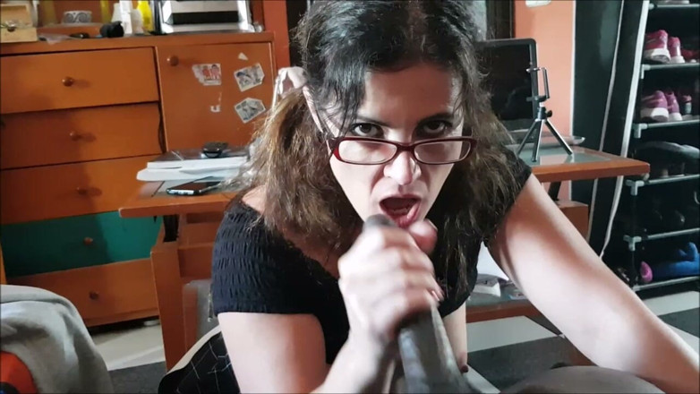 Montse Swinger: Perspektive: Interrassischer Blowjob