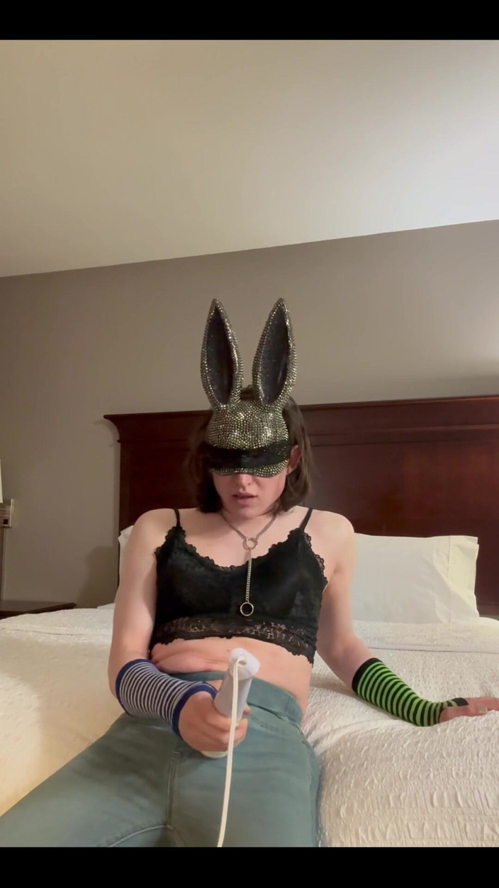 Bunny Willow: Another Jeans Video, I Found Them Even Tighter