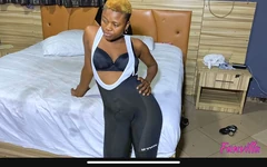 Aku ngentot pacar tetanggaku waktu dia lagi nggak di rumah