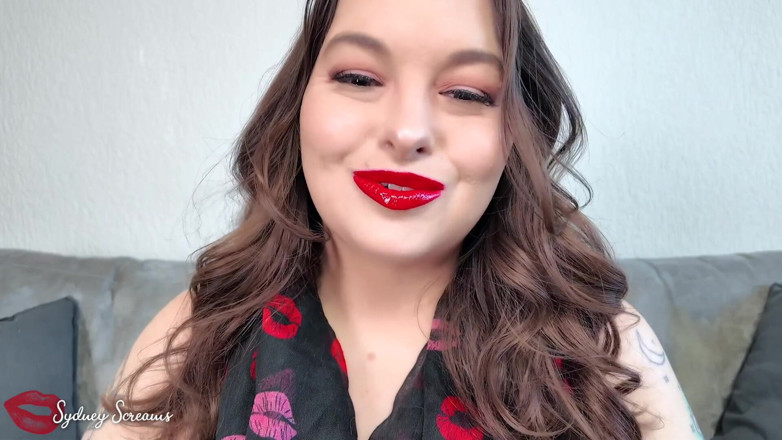 Sydney screams fetish: Labios rojos brillantes instrucciones de paja