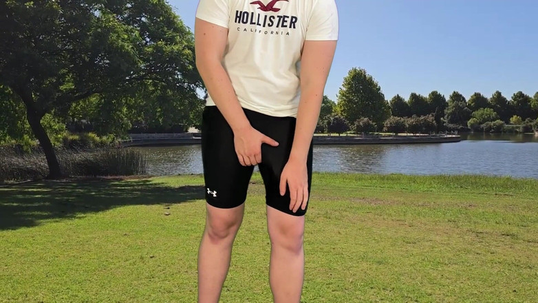 Lucas Nathan King: モンスターチンポの男がジョギングに行き、大量射精