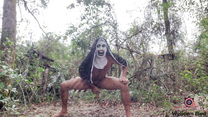 Arthur Eden aka Webcam God: Dobře obdařená jeptiška (4K)