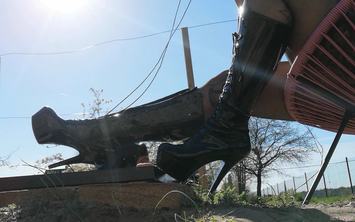 Domina Lady Vampira - SM Studio Femdom Empire: Домина на Блиндаже 2