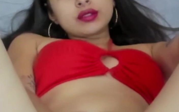 LiliBralee: 女孩在她的房间里自慰