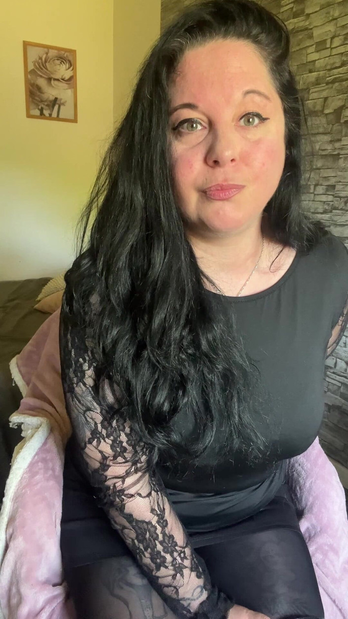 Maitresse Clara: Dacht je dat je me misschien zou interesseren?