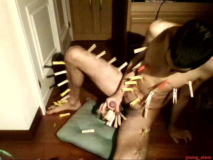 Slave Sparrow: Clothespins niewolnik BDSM