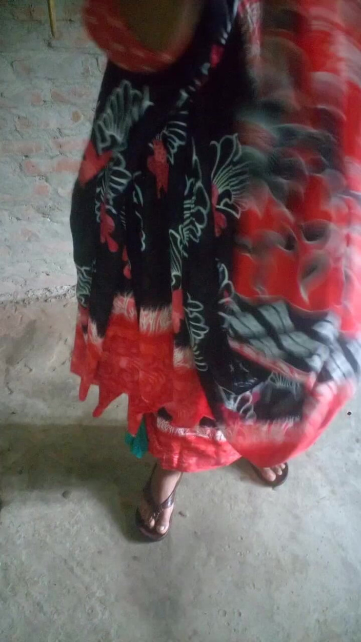 Sadia vabi: Dress Chencr