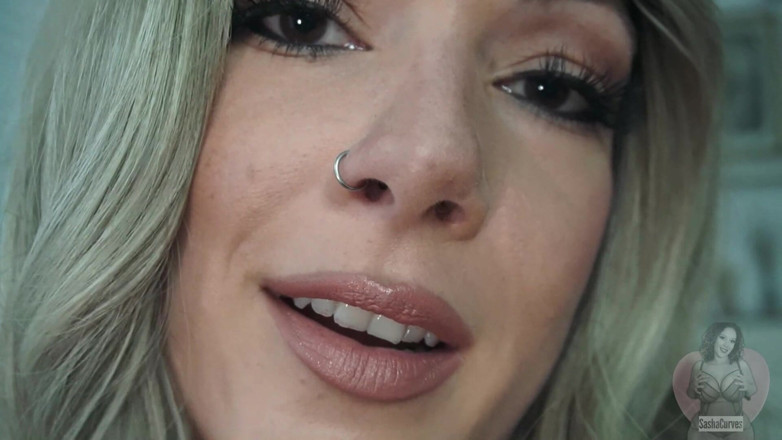 Sasha Curves: Entretien avec une géante