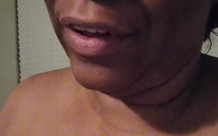 Josie4yourpleasure: I'm a sleepy baby