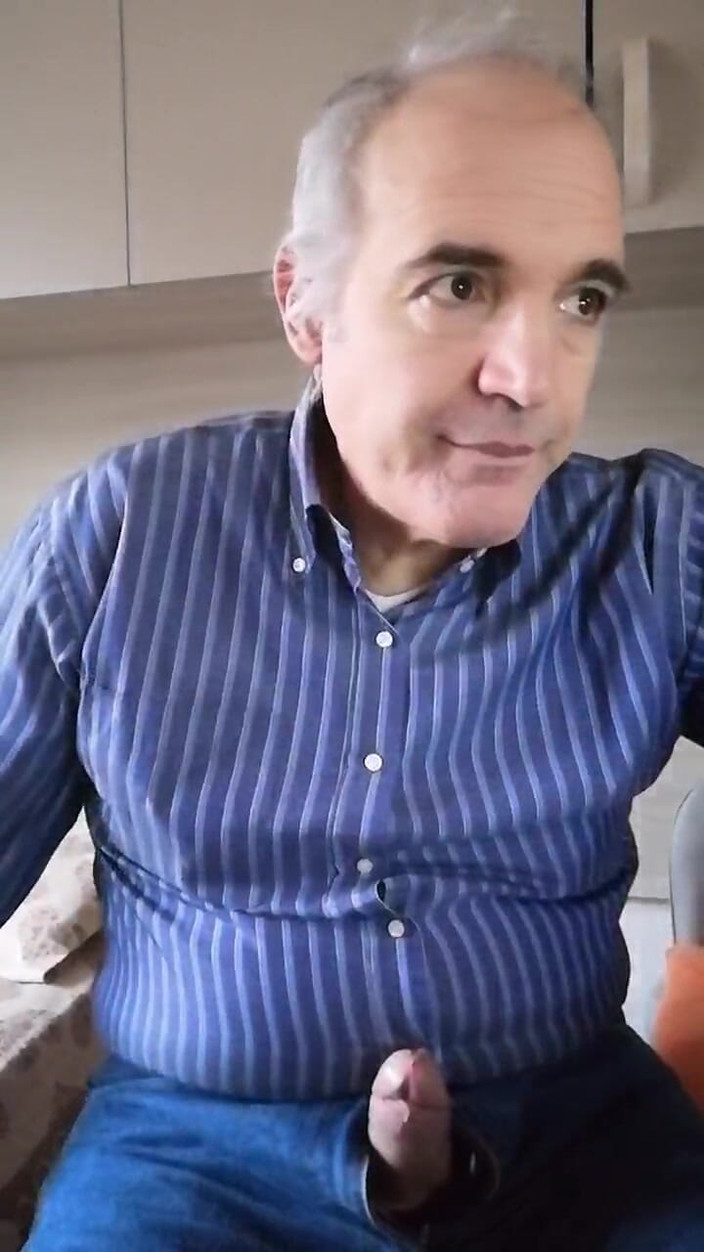 Setesesso7: Je dois sortir pour dîner, mais d’abord je branle ma...