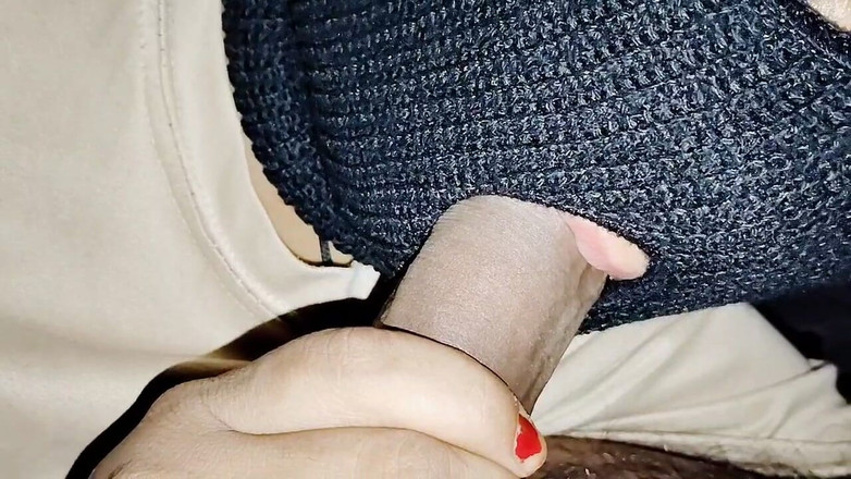 Tag lover: Uzun bir aradan sonra emmeye geldi