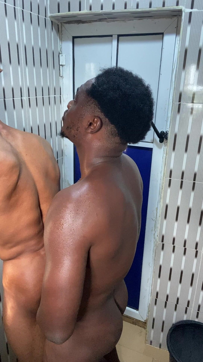 Dverse: Homies potřebovala nějakého ptáka a dostala dobrého