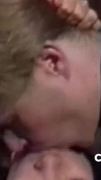 Niesamowity Amator Sextape Bisexuel z Straight Fucked Raw przez swojego przyjaciela i dziewczynę
