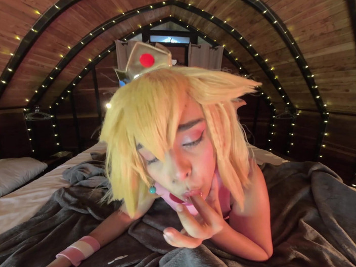 CuttiejennieVR: पीच का विशेष स्तर: उलटी गिनती के साथ हिलाने के मिशन