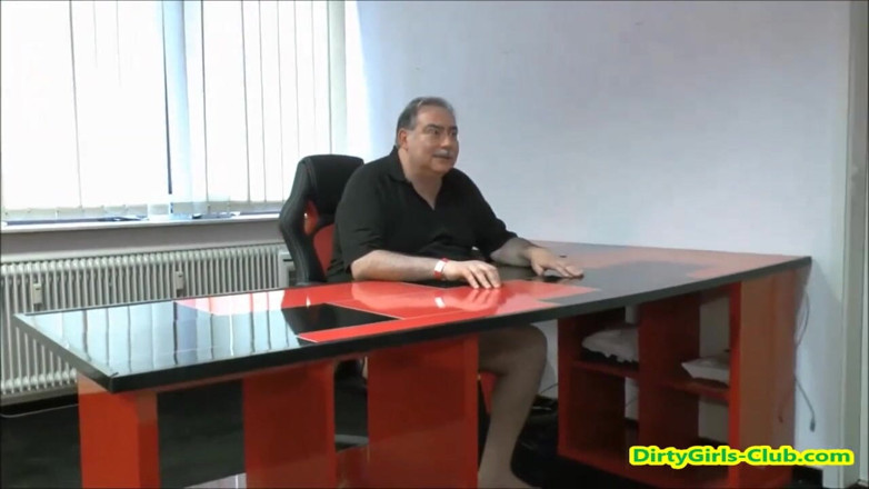 Dirtygirls Club: เจ้านาย pervert กับเลขาสาวหีเสือในออฟฟิศ!