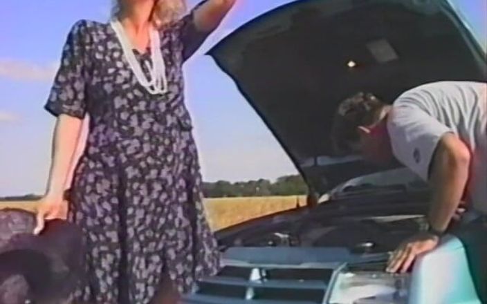 Homegrown Vintage: Vahşi 80'lerin amatör sikişi!