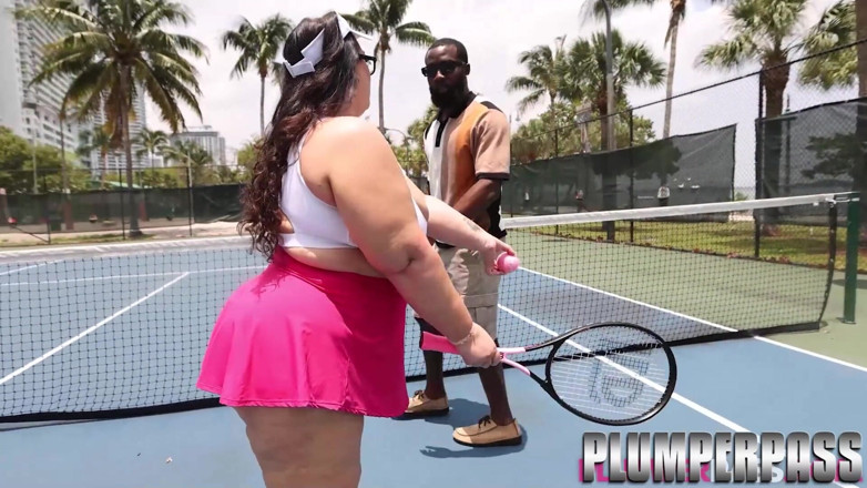 Plumper pass: aalishaan plnbar luna lark tenis ke baad bare kaale ke...
