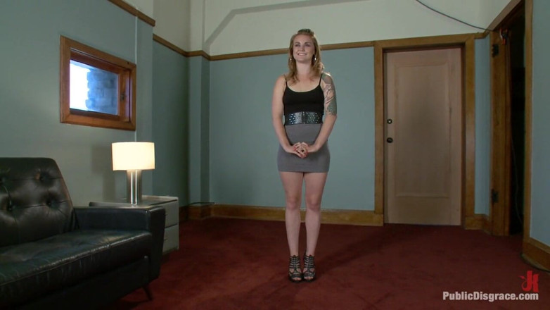 Public Disgrace by Kink: Označená děvka - Payton Bell je ošukaná a tetována total strangers