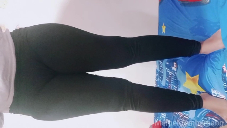 Asian girl videos: hidžáb dívka masturbace při masturbaci