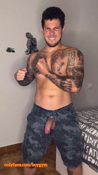 Military Huge Cumshot with No Hands