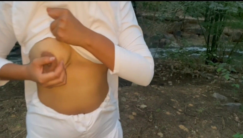 Pihu bhabhi: Indian desi studentă sexy desi fată futută în pădure