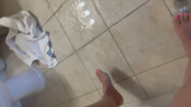 Barefoot Mel: Super sprutande 5+ fötter