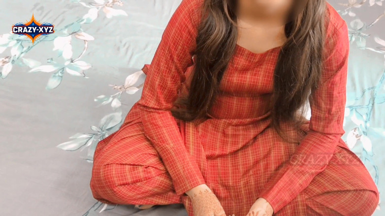 Meerut: 印度女孩第一次在他的卧室里被他的姐夫性交 - 印地语音频